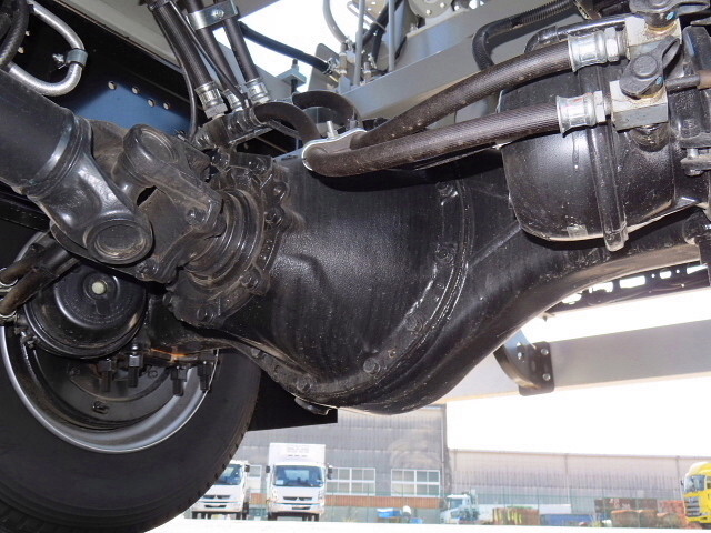 三菱ふそうファイターミキサー車（コンクリートミキサー）中型（4t）[写真07]