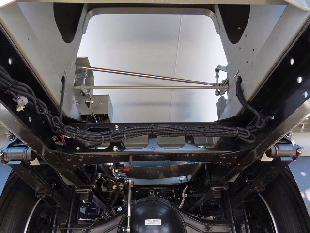 三菱ふそうファイターミキサー車（コンクリートミキサー）中型（4t）[写真09]