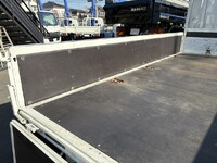 日野デュトロ平ボディ小型（2t・3t）[写真11]