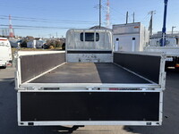 日野デュトロ平ボディ小型（2t・3t）[写真10]