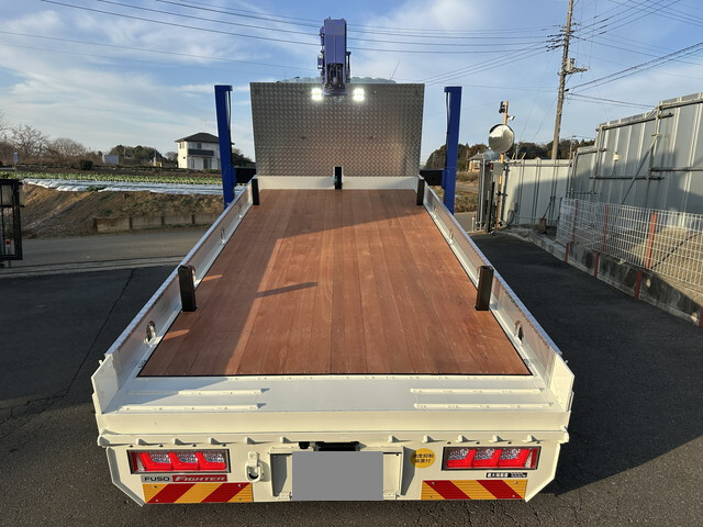 三菱ふそうファイターセルフクレーン3段増トン（6t・8t）[写真02]