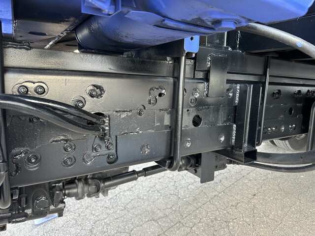 三菱ふそうファイターセルフクレーン3段増トン（6t・8t）[写真23]