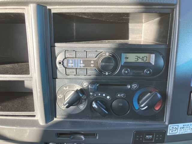 いすゞフォワードダンプ中型（4t）[写真06]