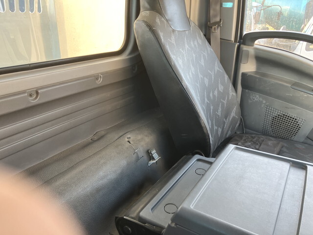 いすゞフォワードダンプ中型（4t）[写真07]