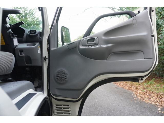 トヨタダイナ平ボディ小型（2t・3t）[写真30]