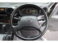 トヨタダイナ平ボディ小型（2t・3t）[写真34]