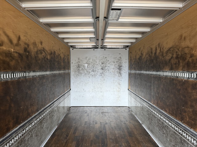 日野レンジャーアルミウイング中型（4t）[写真10]