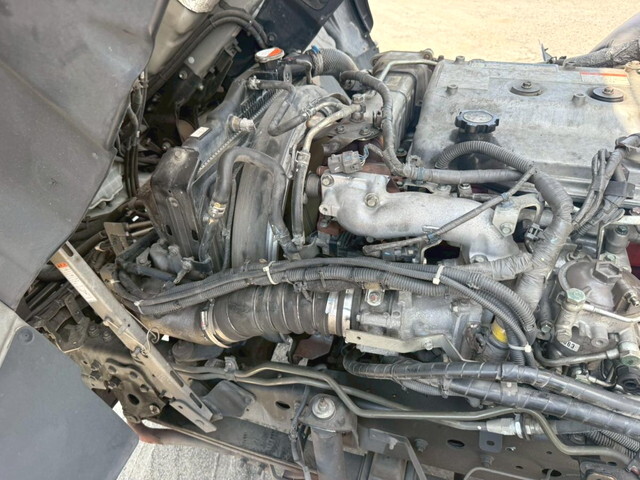 日野レンジャーアルミウイング中型（4t）[写真12]