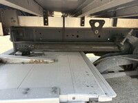 日野レンジャーアルミウイング中型（4t）[写真07]