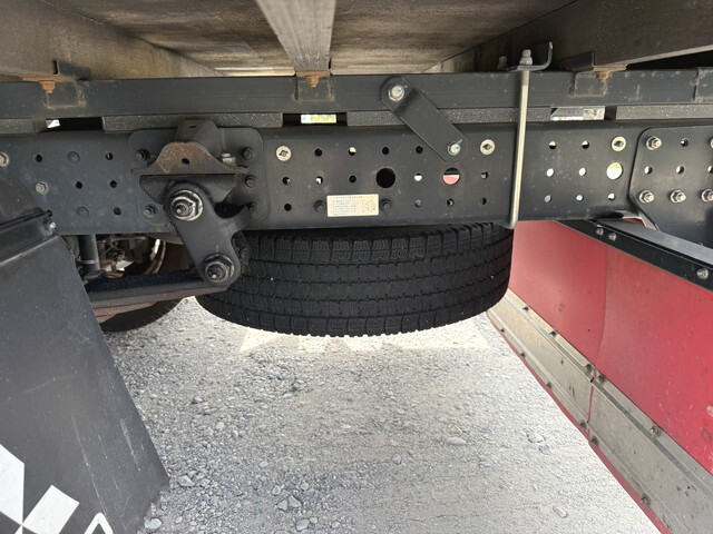 三菱ふそうキャンター平ボディ小型（2t・3t）[写真19]