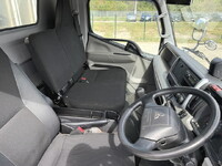 三菱ふそうキャンター平ボディ小型（2t・3t）[写真31]