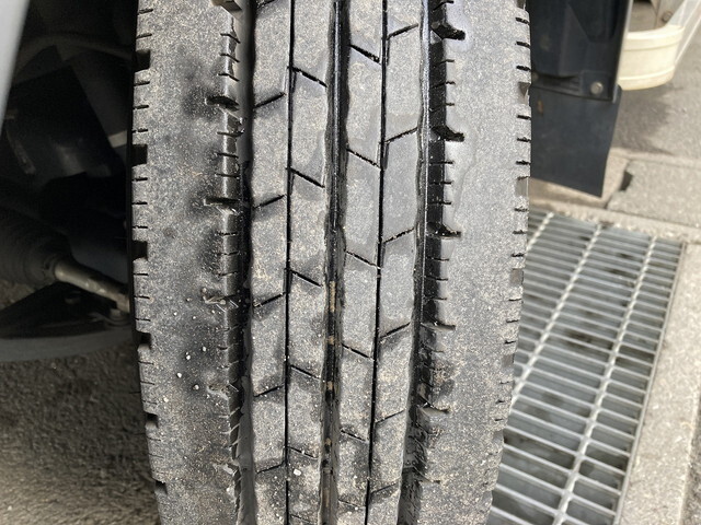 いすゞエルフアルミバン小型（2t・3t）[写真13]