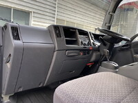 いすゞエルフアルミバン小型（2t・3t）[写真20]