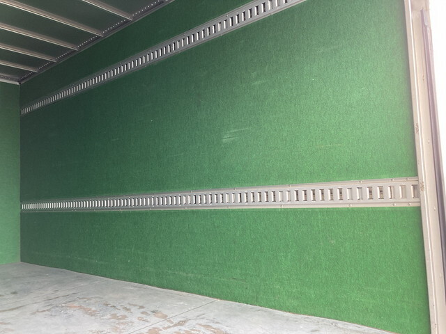 いすゞエルフアルミバン小型（2t・3t）[写真23]