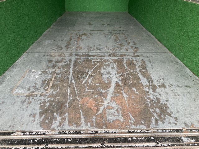 いすゞエルフアルミバン小型（2t・3t）[写真24]