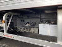 いすゞエルフアルミバン小型（2t・3t）[写真09]