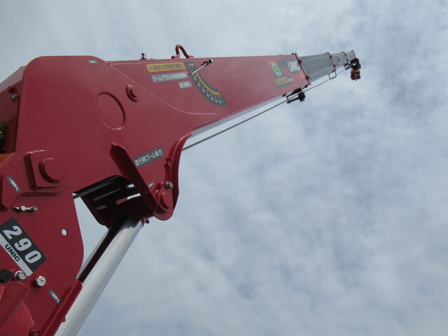 三菱ふそうキャンタークレーン4段小型（2t・3t）[写真10]