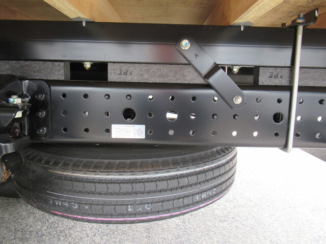 三菱ふそうキャンタークレーン4段小型（2t・3t）[写真15]