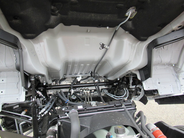 三菱ふそうキャンタークレーン4段小型（2t・3t）[写真21]