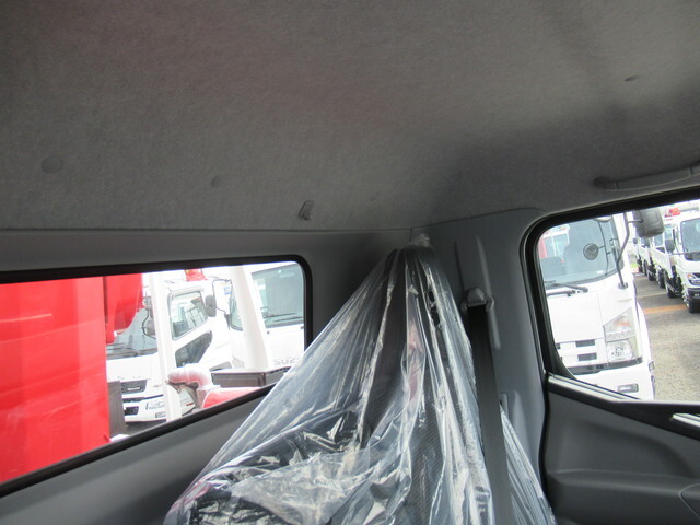 三菱ふそうキャンタークレーン4段小型（2t・3t）[写真28]