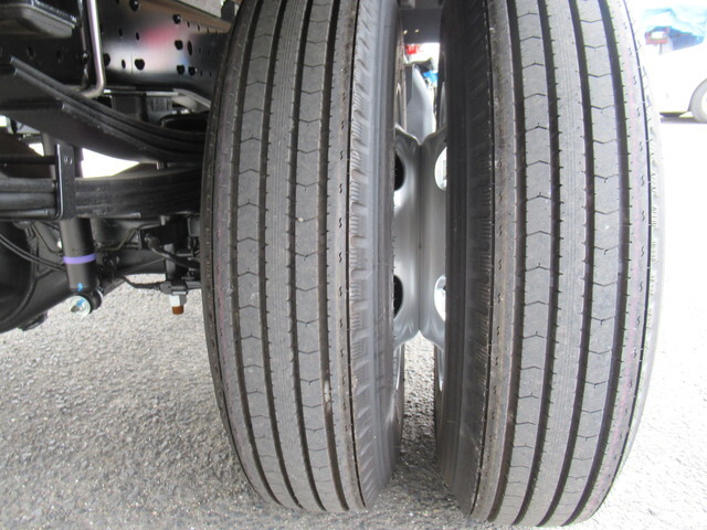 三菱ふそうキャンタークレーン4段小型（2t・3t）[写真33]