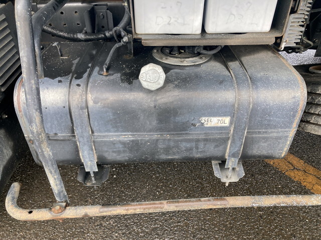 三菱ふそうキャンターダンプ小型（2t・3t）[写真19]