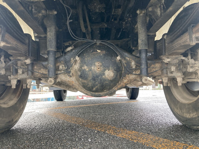 三菱ふそうキャンターダンプ小型（2t・3t）[写真23]