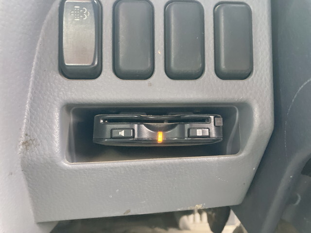 三菱ふそうキャンターダンプ小型（2t・3t）[写真38]