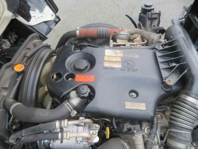 いすゞエルフコンテナ専用車小型（2t・3t）[写真10]