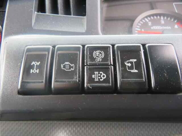 いすゞエルフコンテナ専用車小型（2t・3t）[写真39]