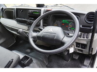 三菱ふそうキャンターダンプ小型（2t・3t）[写真11]