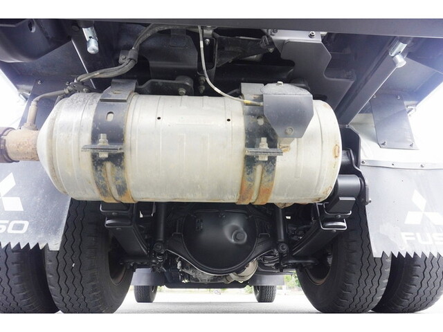 三菱ふそうキャンターダンプ小型（2t・3t）[写真23]