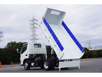 三菱ふそうキャンターダンプ小型（2t・3t）[写真02]