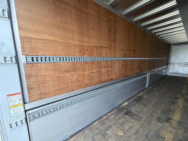 日野プロフィアアルミウイング大型（10t）[写真11]