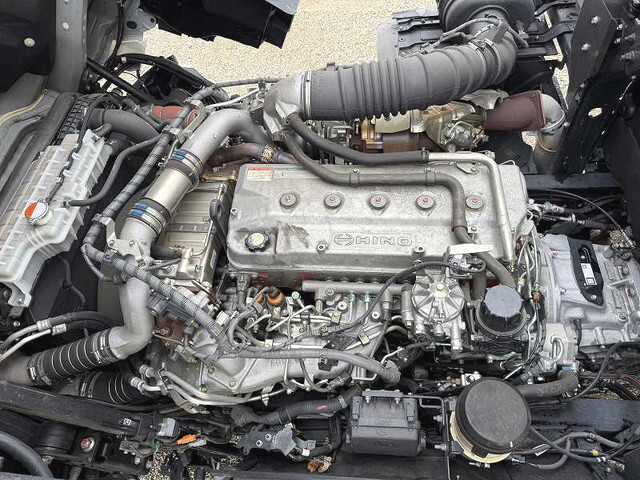 日野プロフィアアルミウイング大型（10t）[写真16]