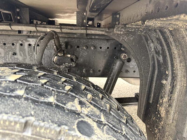 日野プロフィアアルミウイング大型（10t）[写真22]