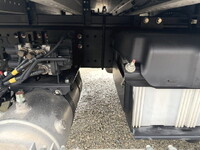 日野プロフィアアルミウイング大型（10t）[写真28]