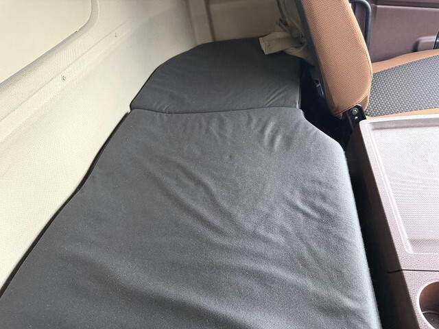 日野プロフィアアルミウイング大型（10t）[写真35]