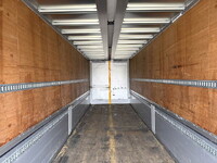 日野プロフィアアルミウイング大型（10t）[写真09]