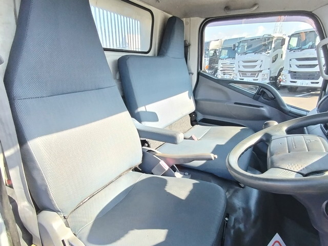 三菱ふそうキャンターダンプ小型（2t・3t）[写真22]