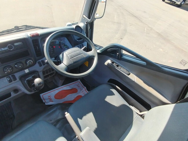 三菱ふそうキャンターダンプ小型（2t・3t）[写真24]