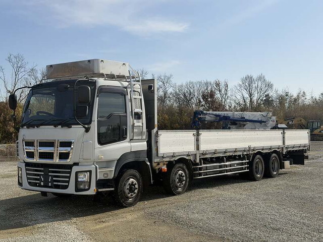 いすゞギガ平ボディ大型（10t）[写真03]