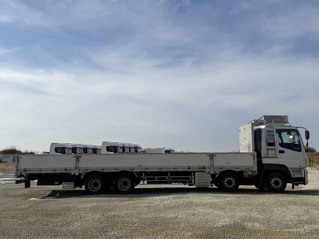 いすゞギガ平ボディ大型（10t）[写真08]