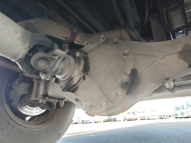 三菱ふそうキャンターパッカー車（塵芥車）小型（2t・3t）[写真20]