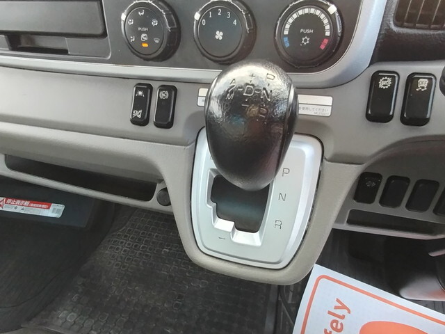 三菱ふそうキャンターパッカー車（塵芥車）小型（2t・3t）[写真26]