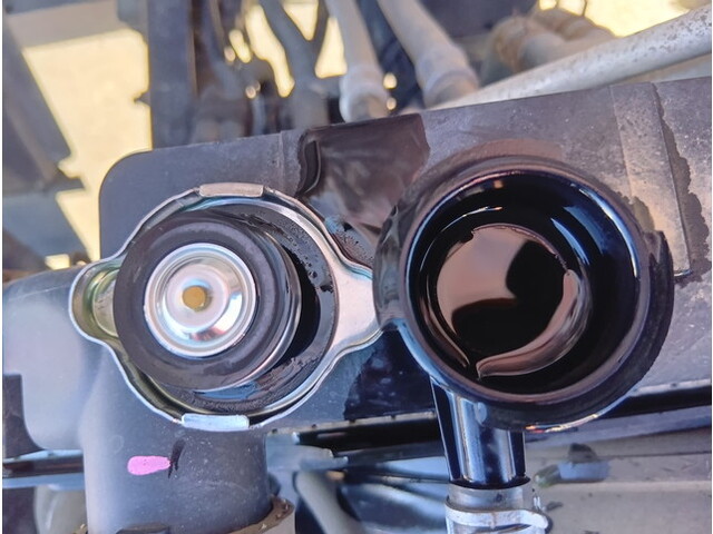 いすゞフォワードクレーン4段中型（4t）[写真15]