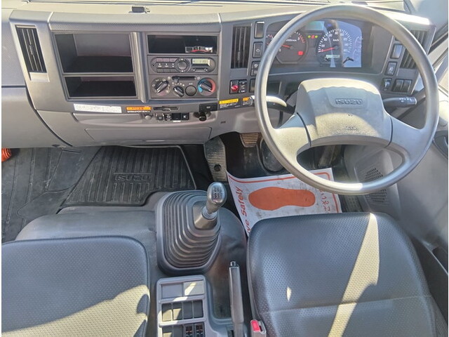 いすゞフォワードクレーン4段中型（4t）[写真25]