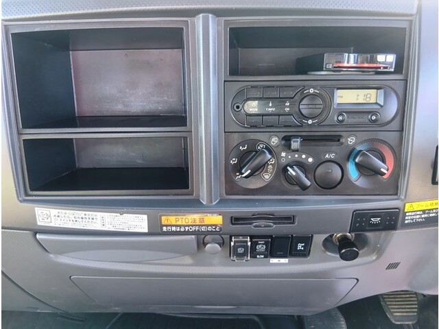 いすゞフォワードクレーン4段中型（4t）[写真27]