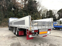 日野プロフィア平ボディ大型（10t）[写真02]