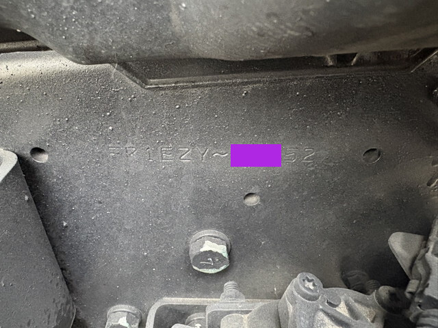 日野プロフィア平ボディ大型（10t）[写真31]